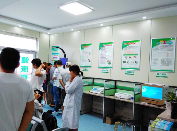 ����С�ݿɸ���(j��)�t(y��)�����h�ڻ��߶��M���A(y��)�s��̖